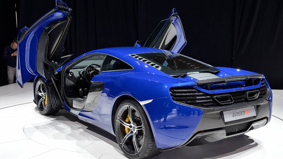  O esportivo McLaren 650s