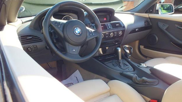 Interior da BMW que pertenceu ao ex-jogador David Beckham