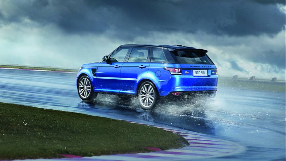 Range Rover Sport SVR acelera de 0 a 100 km/h em 4,5 segundos