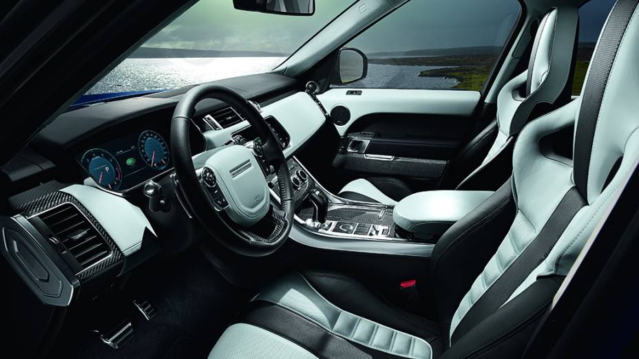 Range Rover Sport SVR acelera de 0 a 100 km/h em 4,5 segundos