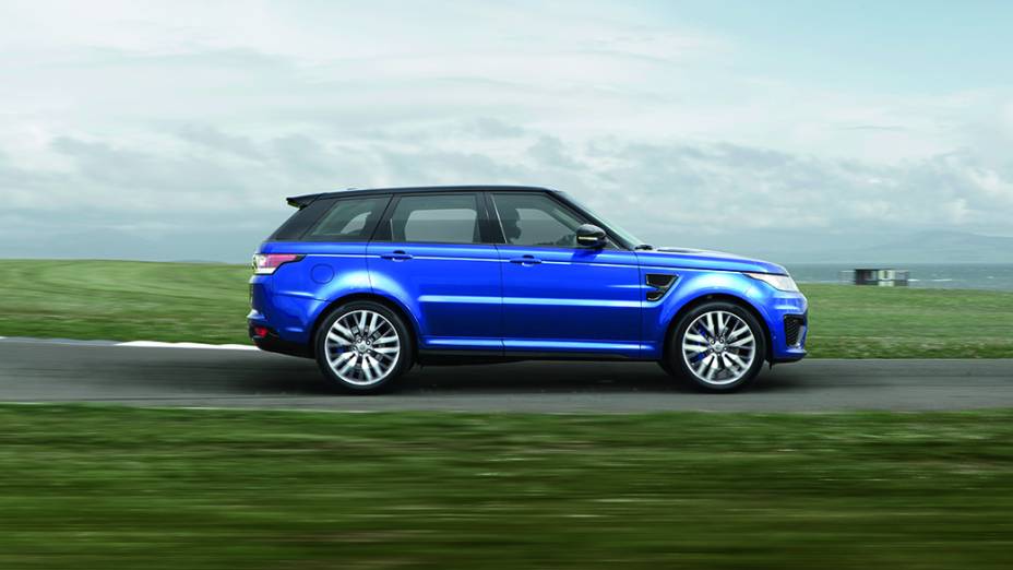 Range Rover Sport SVR acelera de 0 a 100 km/h em 4,5 segundos