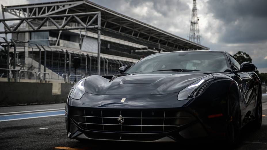 Ferrari F12 Berlinetta, apresentada durante o Ferrari Racing Days, no autódromo de Interlagos, São Paulo