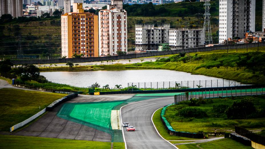 Sessão de treinos durante o primeiro dia do Ferrari Racing Days, no autódromo de Interlagos, São Paulo