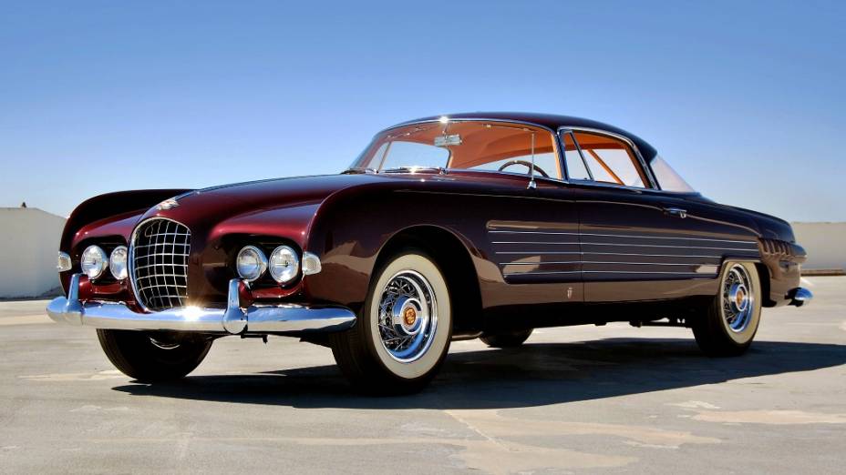 Cadillac Coupe Série 62 by Ghia 1953: desenhado pela Ghia italiana. Foram apenas dois modelos, um deles dado de presente à atriz Rita Hayworth pelo príncipe Ali Khan, então seu marido