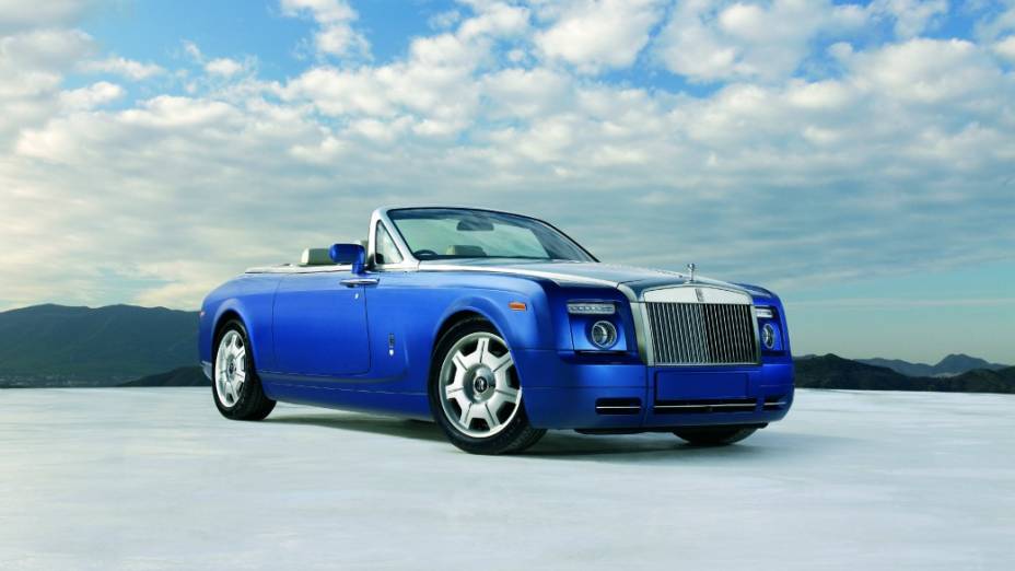 Rolls Royce Drophead Coupe: luxo sobre motor 6.8 V12