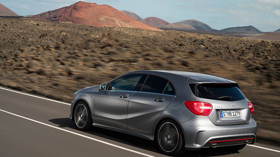 Mercedes A250 Turbo Sport: motor 2.0 turbo movido a gasolina rende 211 cv