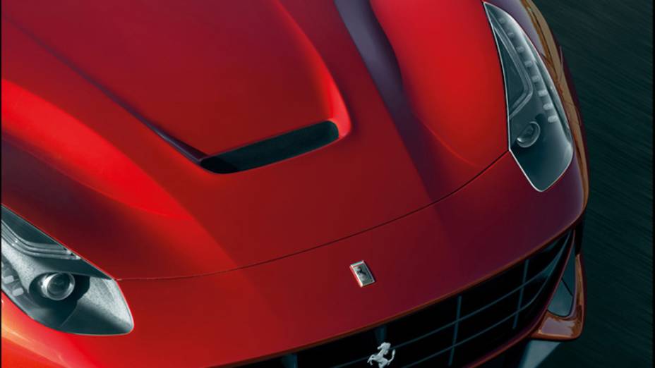 F12berlinetta: motor 6.3 litros, V12 e velocidade máxima de 340 km/hora