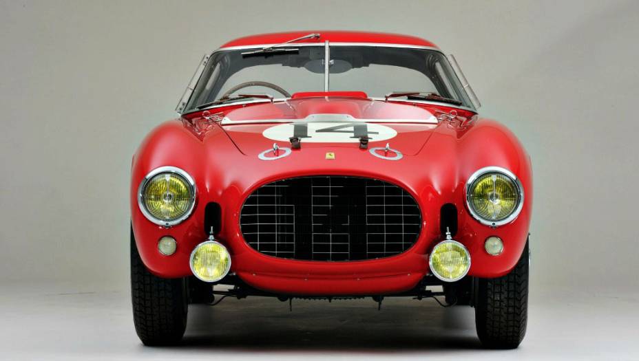 Ferrari 340/375 MM Berlinetta Competizione disputou a 24 Horas de Le Mans de 1953: motor V12 4.5 litros, com 340 cv