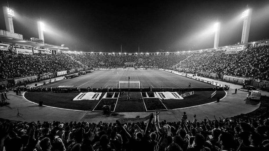 Torcida do Corinthians durante a decisão da Recopa Sul-americana, no Pacaembu