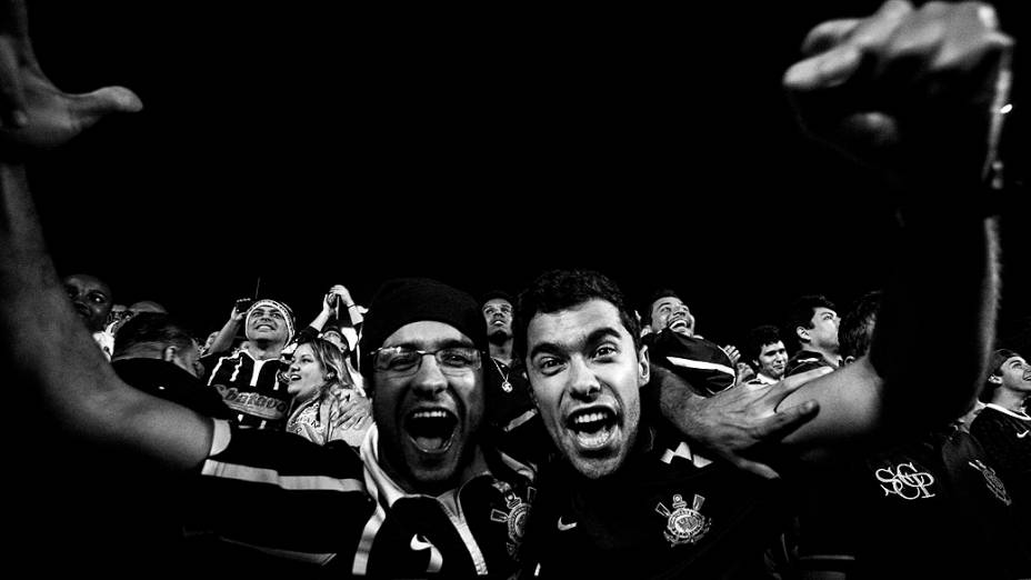 Torcida do Corinthians durante a decisão da Recopa Sul-americana, no Pacaembu