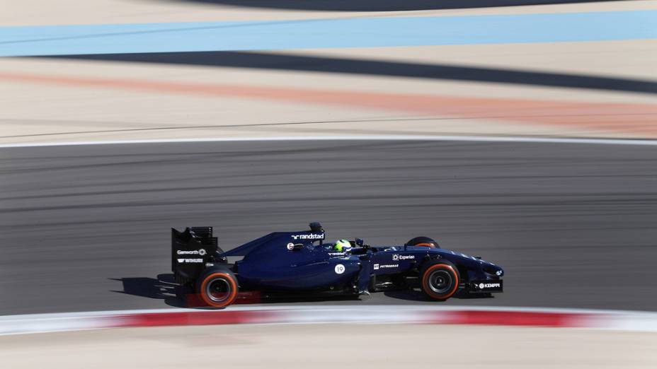 Piloto Felipe Massa, da Williams, durante o terceiro dia de testes da Fórmula 1, em Barein