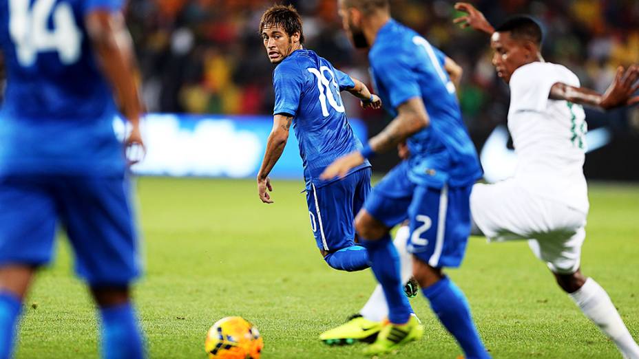 Brasil venceu a África do Sul por 5 a 0, em amistoso realizado no Estádio Soccer City, em Johannesburgo