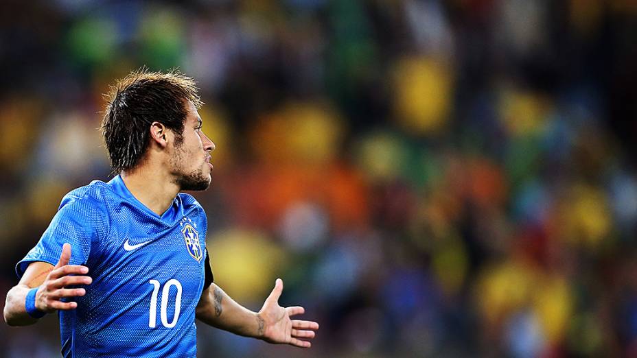 Neymar durante o amistoso entre Brasil e África do Sul, realizado no Estádio Soccer City, em Johannesburgo