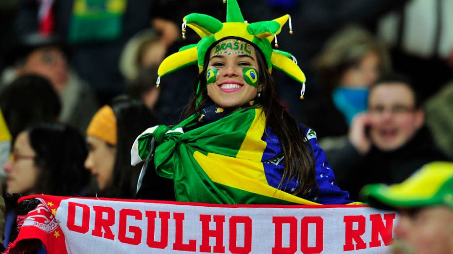 Torcida chega para amistoso de Brasil e Inglaterra no Estádio de Wembley em Londres