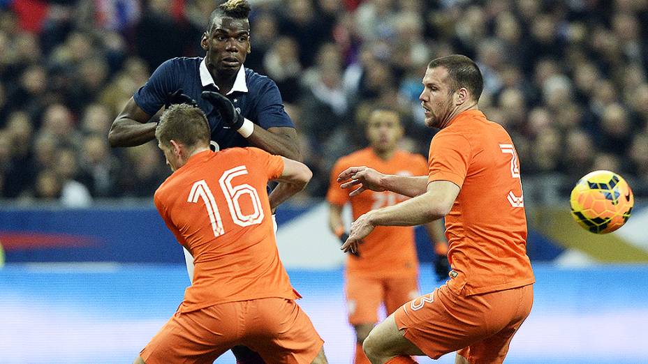 A França venceu a Holanda por 2 a 0 em amistoso disputado no Stade de France, em St. Denis