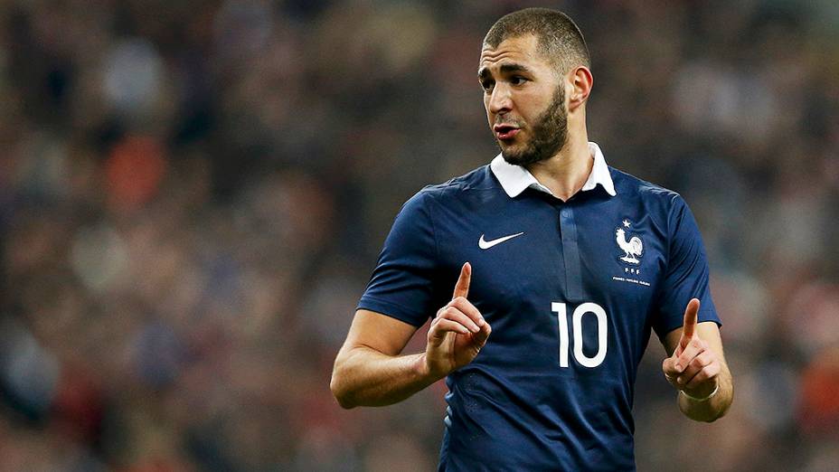 Karim Benzema marcou um dos gols da França que venceu a Holanda por 2 a 0 em amistoso disputado no Stade de France, em St. Denis