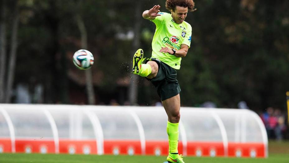 David Luiz durante treino da seleção brasileira na Granja Comary, em Teresópolis