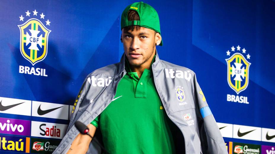 Neymar durante coletiva no Rio: confiança contra a Espanha