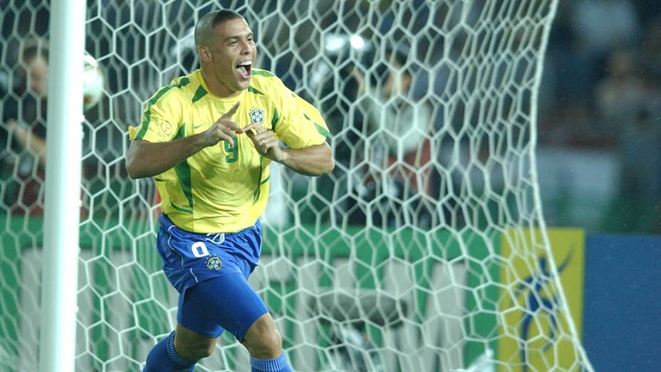 Ronaldo comemora gol na final da Copa do Mundo de 2002, contra a Alemanha