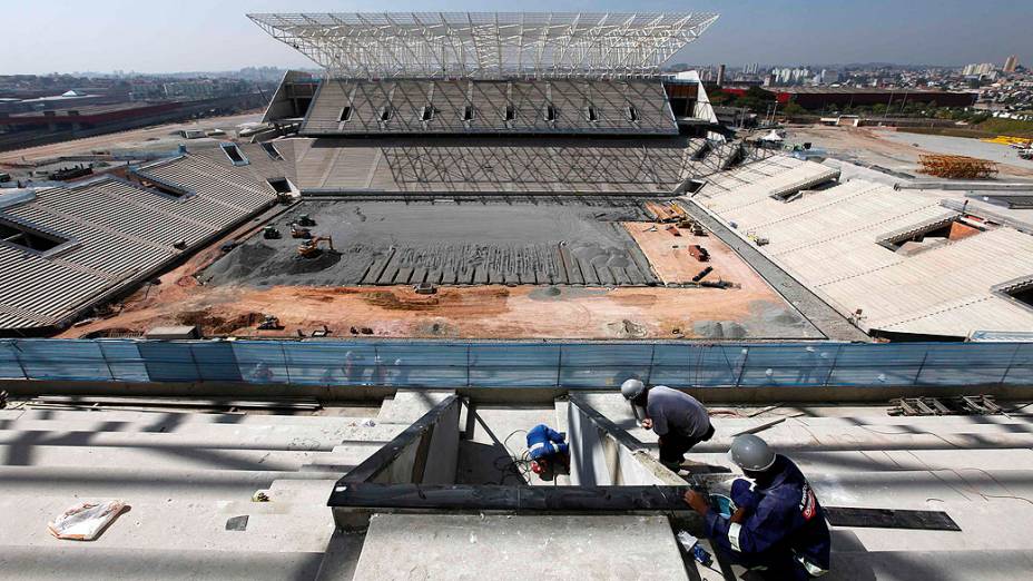 Obras no estádio do Corinthians em Itaquera, em maio de 2013