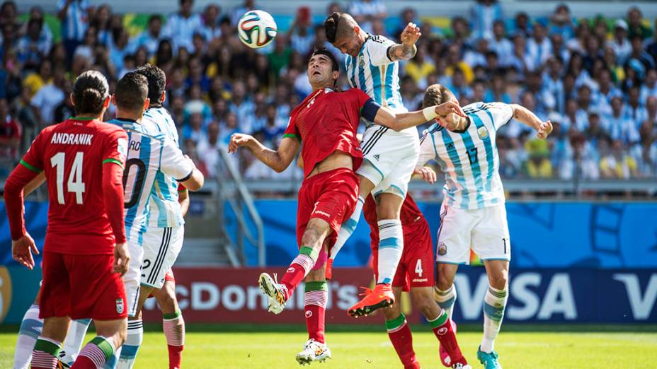 Lance no jogo entre Argentina e Irã no Mineirão, em Belo Horizonte