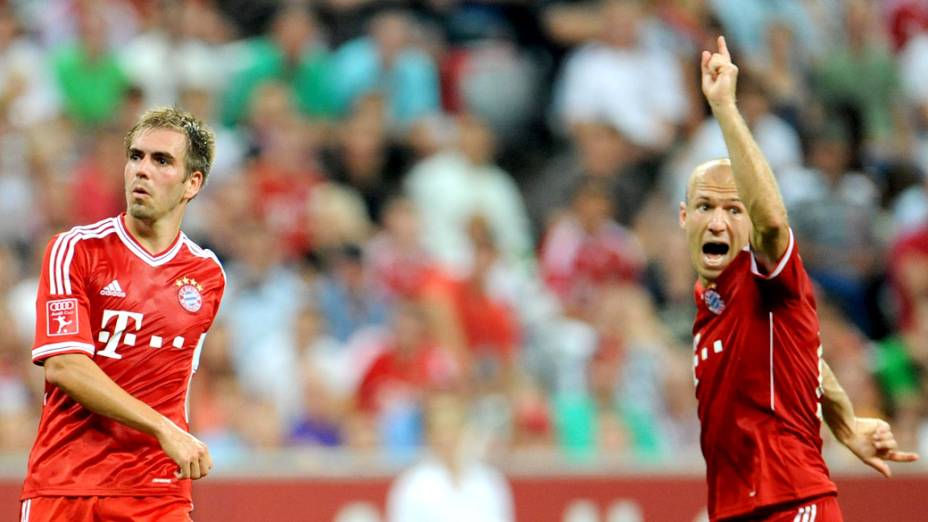 Jogadores Lahm e Robben, do Bayern de Munique