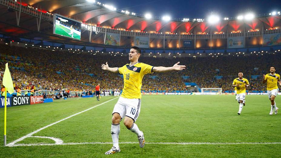 O colombiano James Rodriguez comemora gol contra o Uruguai no Maracanã, no Rio