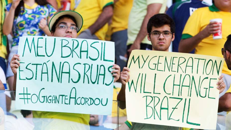 Brasil vence o México pela segunda rodada da Copa das Confederações no Castelão, em Fortaleza