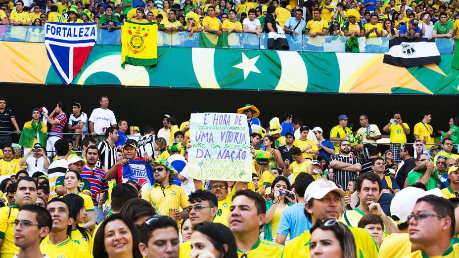 Brasil vence o México pela segunda rodada da Copa das Confederações no Castelão, em Fortaleza