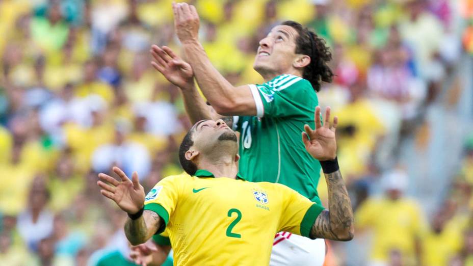 Brasil vence o México pela segunda rodada da Copa das Confederações no Castelão, em Fortaleza