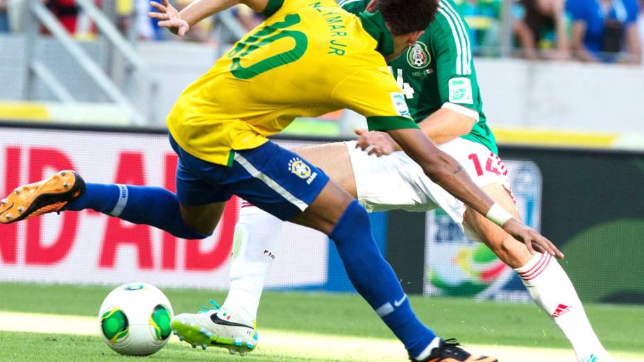 Brasil vence o México pela segunda rodada da Copa das Confederações no Castelão, em Fortaleza