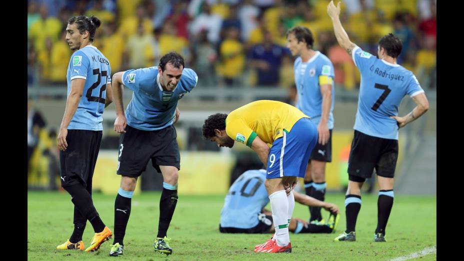 Brasil vence o Uruguai por 2 a 1 no Mineirão e garante a ida pra final da Copa das Confederações no Maracanã