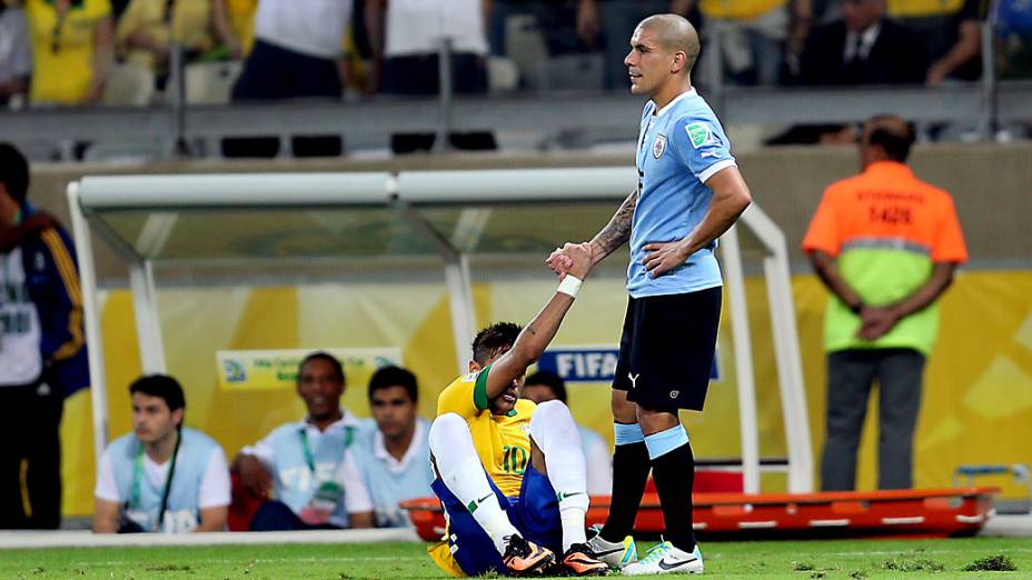 Brasil vence o Uruguai por 2 a 1 no Mineirão e garante a ida pra final da Copa das Confederações no Maracanã