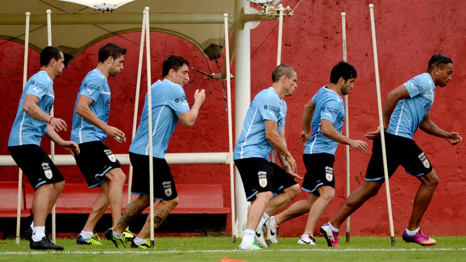 Treino da seleção do Uruguai em Salvador, antes do jogo contra a Nigéria, em18/06/2013