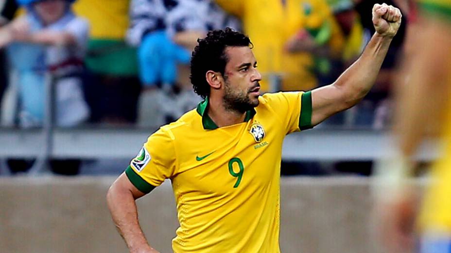 Jogador Fred comemora gol contra o Uruguai, pela Copa das Confederações, em Belo Horizonte