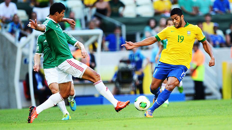 Hulk durante partida entre Brasil e México, pela Copa das Confederações, nesta quarta-feira (19), em Fortaleza