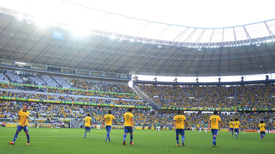 Brasil vence o México pela segunda rodada da Copa das Confederações no Castelão, em Fortaleza