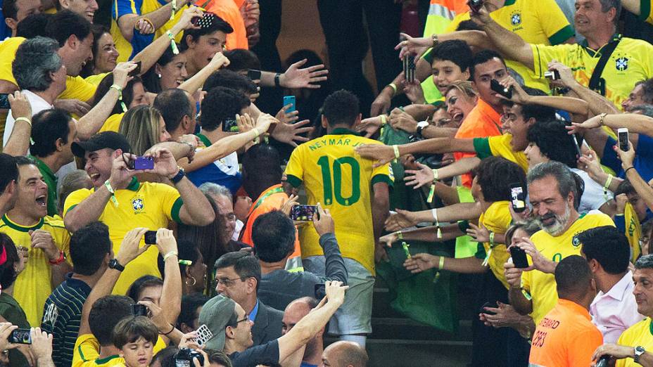 Neymar no estádio Maracanã durante final da Copa das Confederações entre Brasil e Espanha, no Rio de Janeiro
