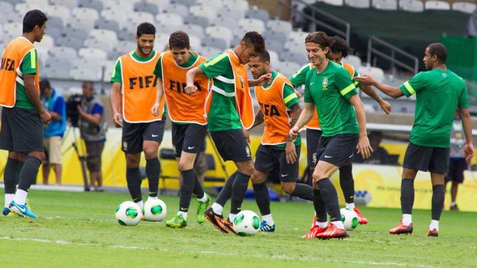 Treino da seleção brasileira em Belo Horizonte, antes da semifinal contra o Uruguai, pela Copa das Confederações