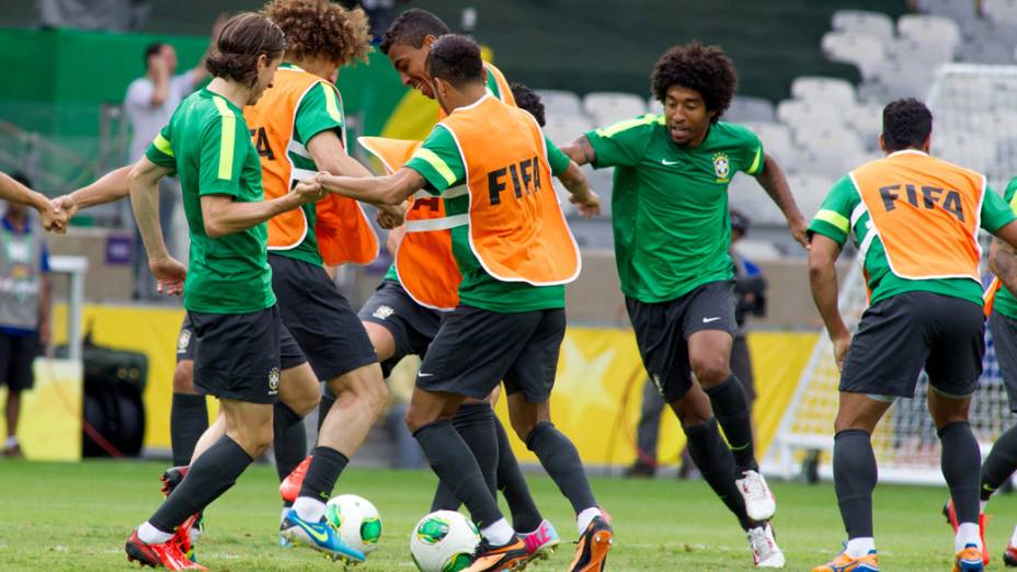 Treino da seleção brasileira em Belo Horizonte, antes da semifinal contra o Uruguai, pela Copa das Confederações