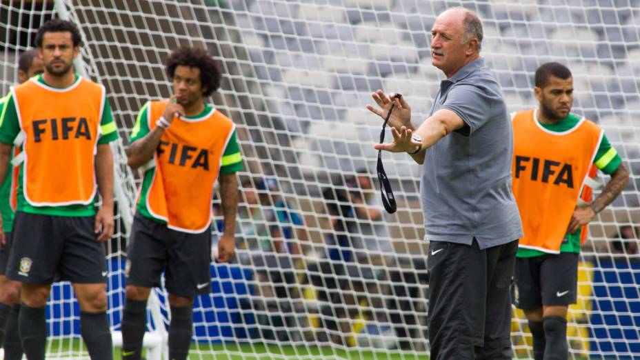 Treino da seleção brasileira em Belo Horizonte, antes da semifinal contra o Uruguai, pela Copa das Confederações