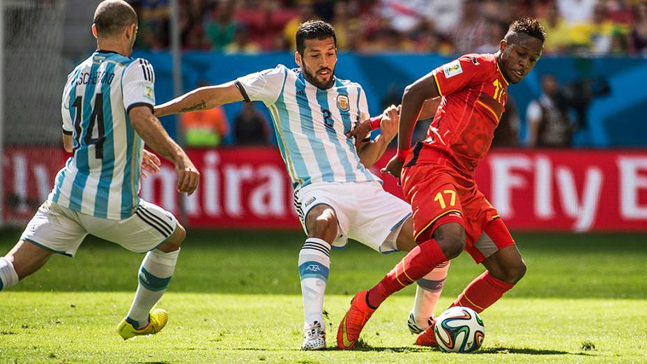 Lance no jogo entre Argentina e Bélgica no Mané Garrincha, em Brasília