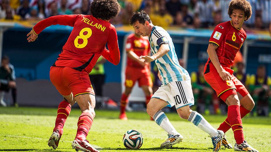 Lance no jogo entre Argentina e Bélgica no Mané Garrincha, em Brasília