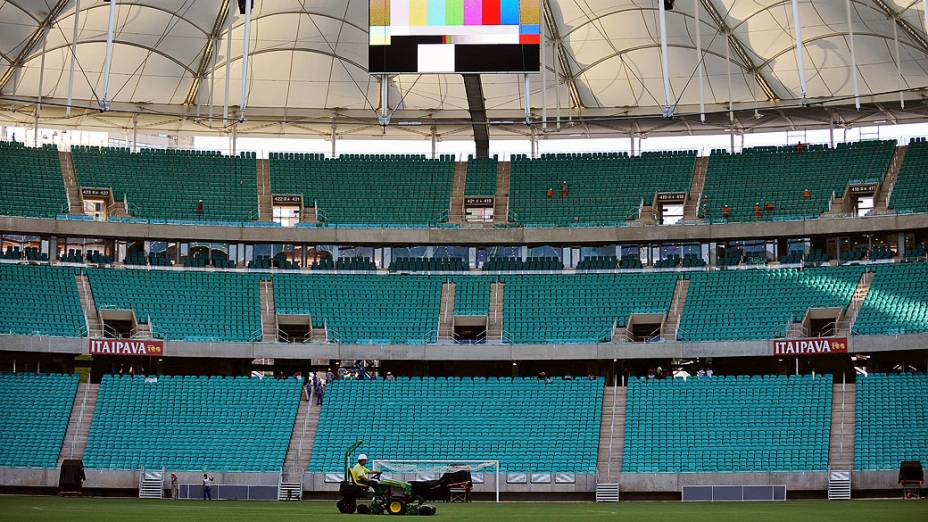 Arena Fonte Nova, na Bahia recebe os últimos ajustes para inauguração. O estádio receberá jogos da Copa das Confederações 