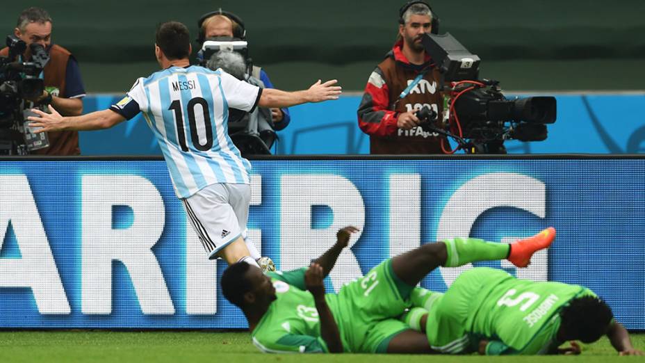 Messi comemora gol contra a Nigéria no Beira Rio, em Porto Alegre