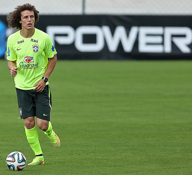 David Luiz durante treino da seleção brasileira - (15/06/2014)