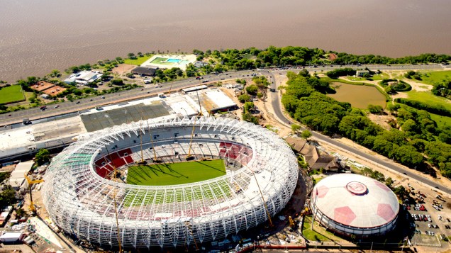 Vista aérea da Arena Beira Rio, em Porto Alegre