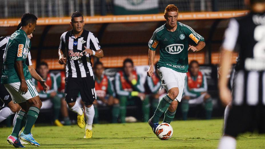 Palmeiras vence o Libertad e garante vaga para a próxima fase da Copa Libertadores