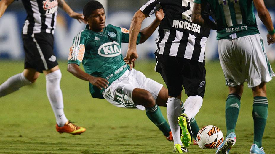 Palmeiras vence o Libertad e garante vaga para a próxima fase da Copa Libertadores