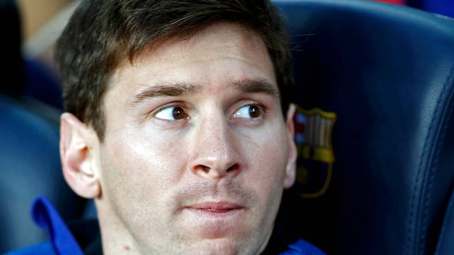 Lionel Messi: machucado, o melhor do mundo nem saiu do banco de reservas